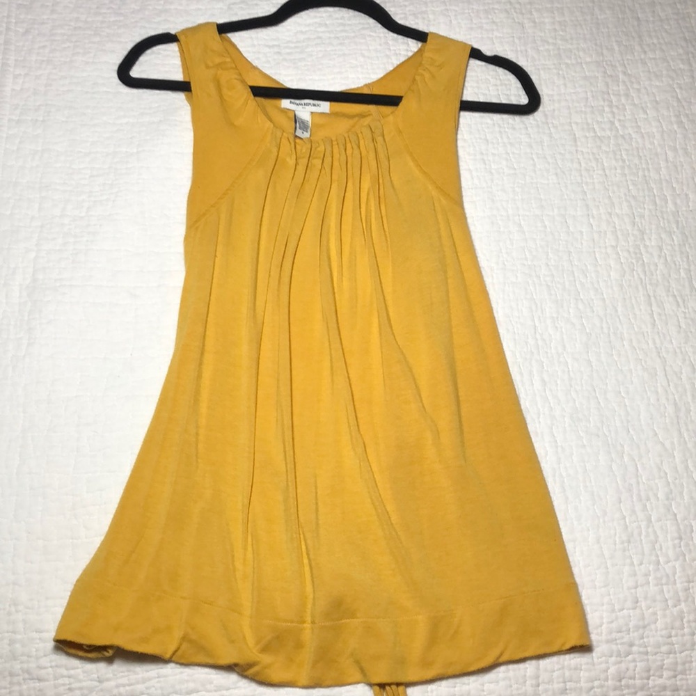 Banana Republic Factory sleeveless top